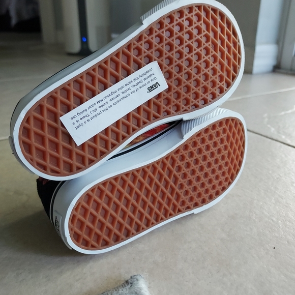 Vans Toddler Sk8-Mid Reissue V Shoe Shark Sunset Size 6.5 - Picture 5 of 7